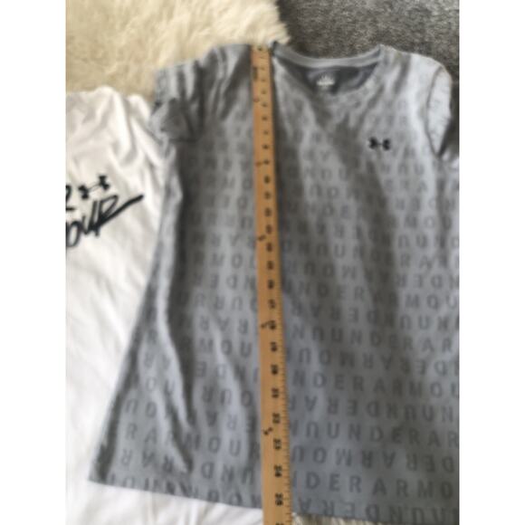 under armour Loose womens Medium Lot Of Two Short Sleeve Shirts H1 - Picture 2 of 6